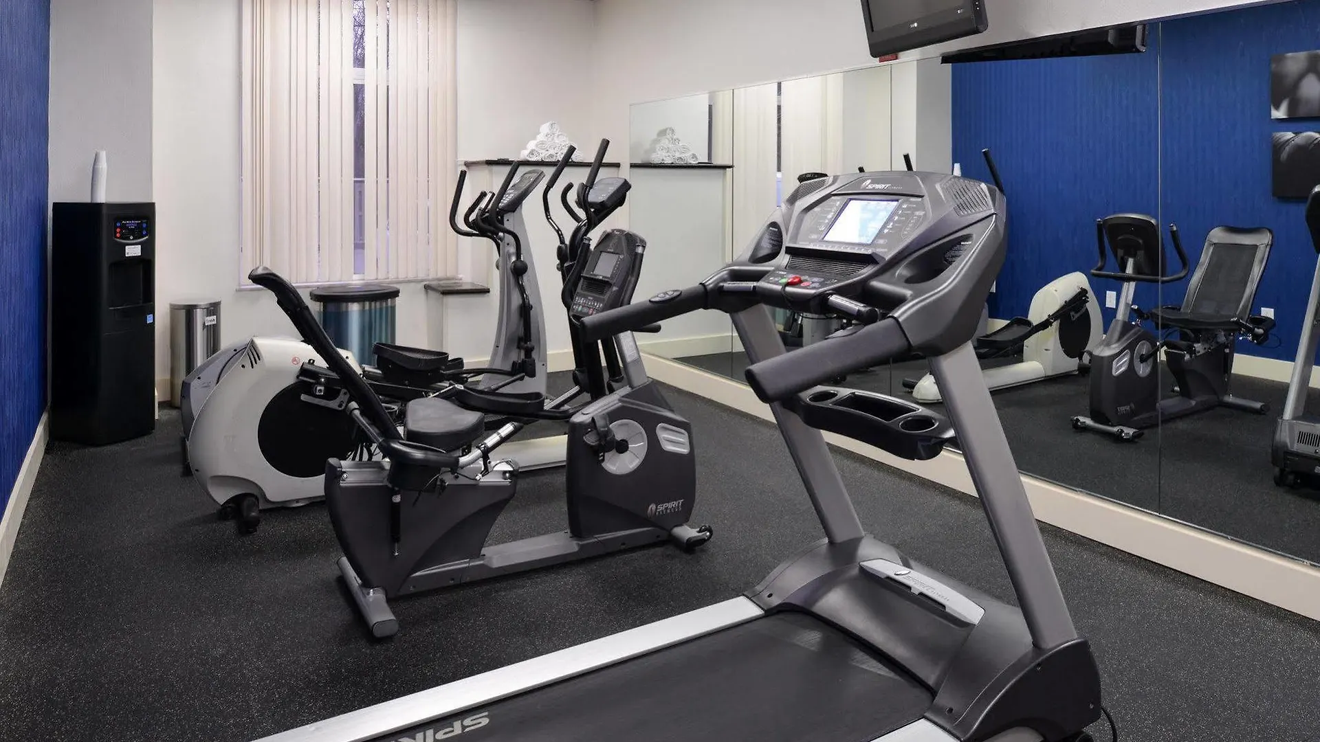 Country Inn & Suites By Radisson Nashville Airport Tn United States